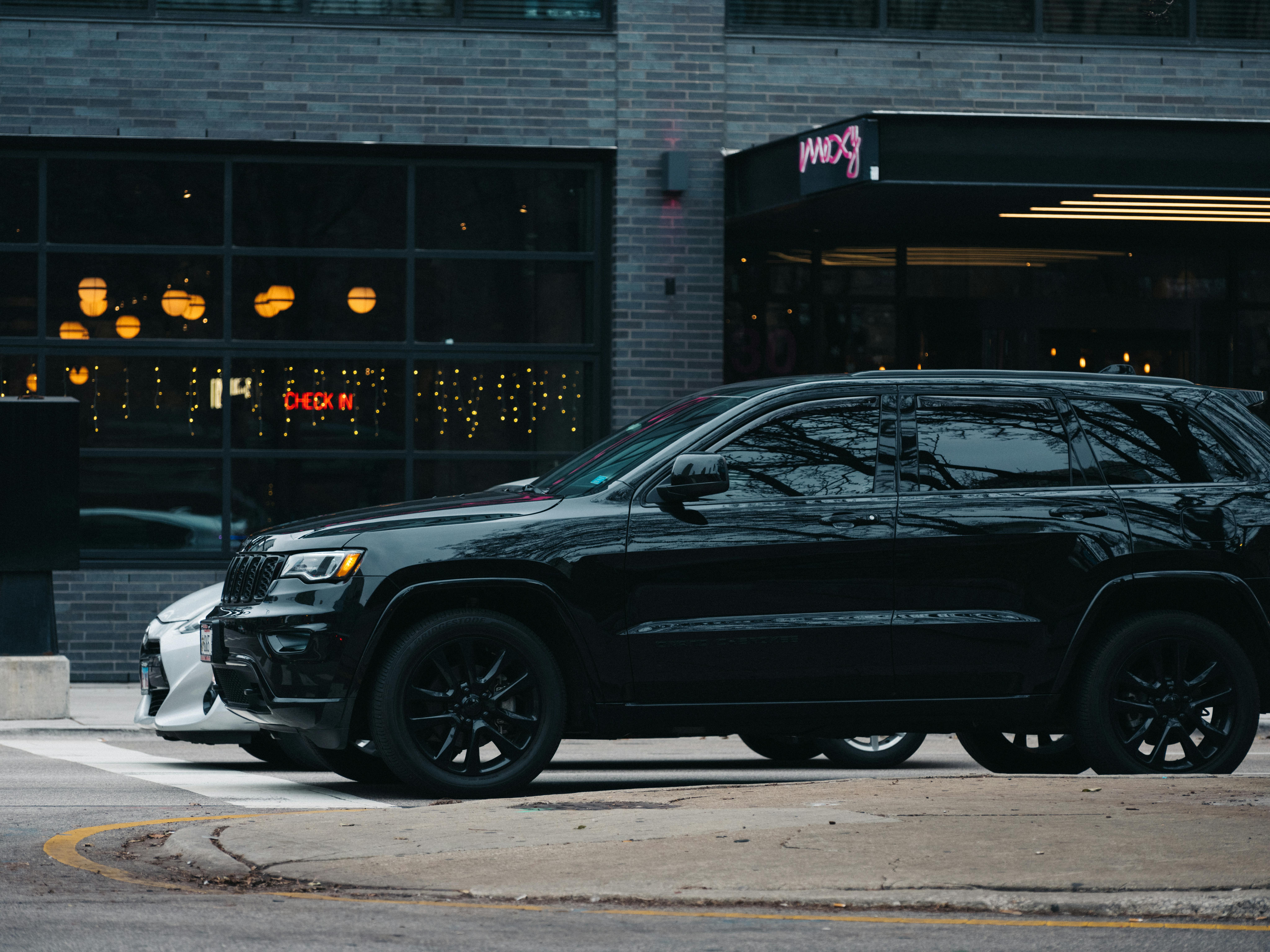 SUV